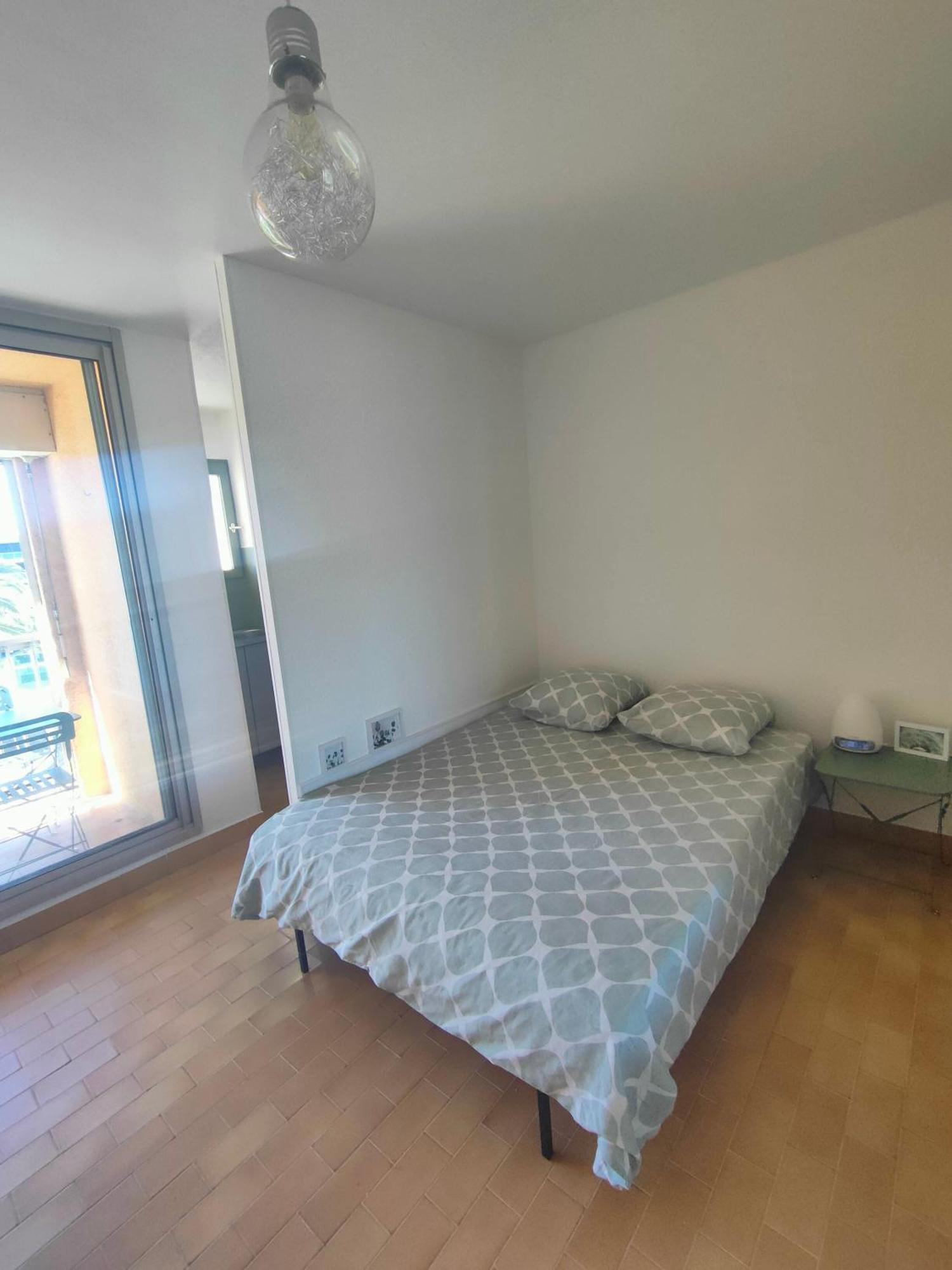 Gruissan, Studio Cabine, Au Calme Vue Degagee Sur Marina Buitenkant foto