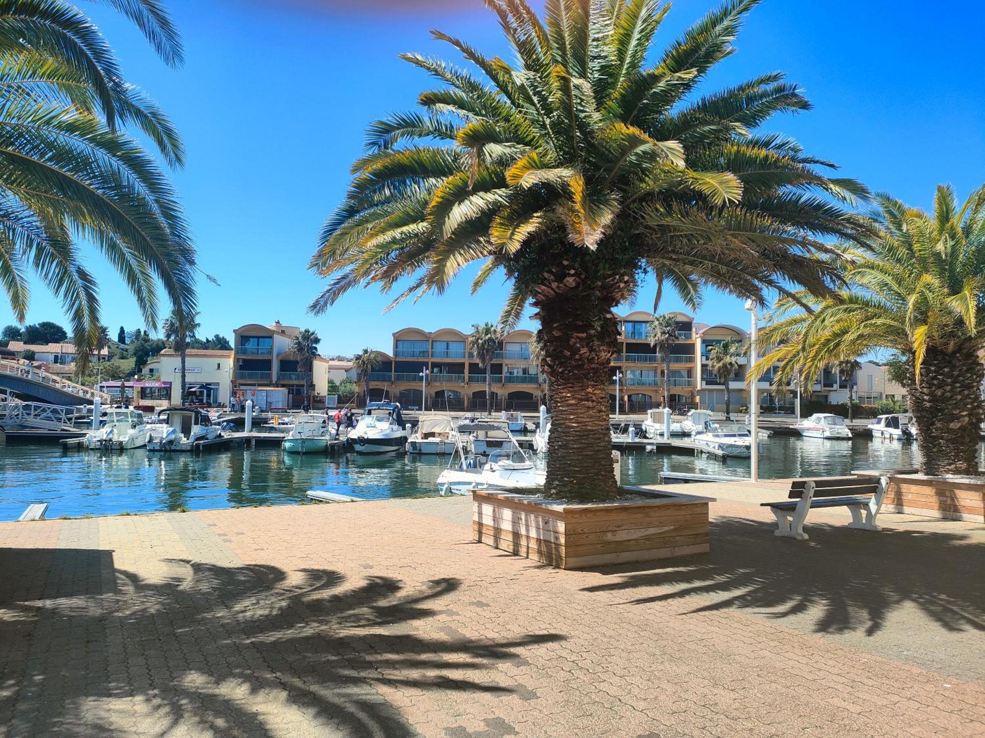 Gruissan, Studio Cabine, Au Calme Vue Degagee Sur Marina Buitenkant foto