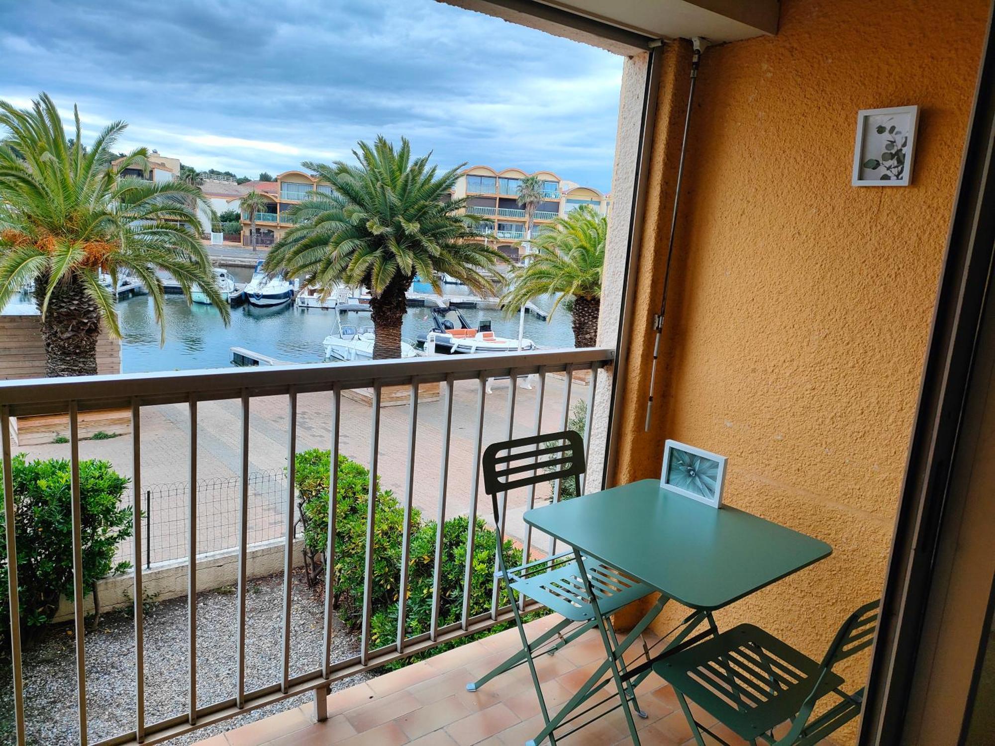 Gruissan, Studio Cabine, Au Calme Vue Degagee Sur Marina Buitenkant foto